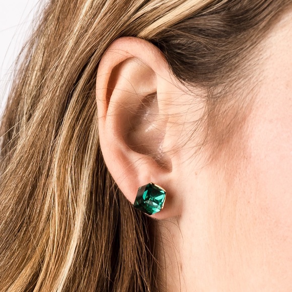 Emerald Green Acrylic Earring - Picture 2 of 2